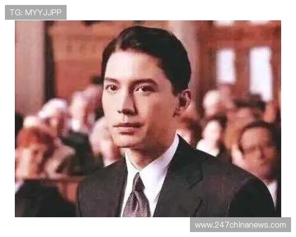 尊龙微博明星最新作品预告引发粉丝热烈期待与讨论